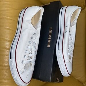 Converse unisex shoes. All Star OX Optic White. Size 13 M / 15 W